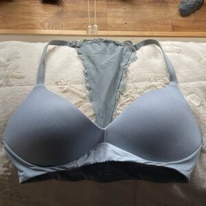 32B Aerie Blue Padded Wireless Bra with Lace and Adjustable Straps